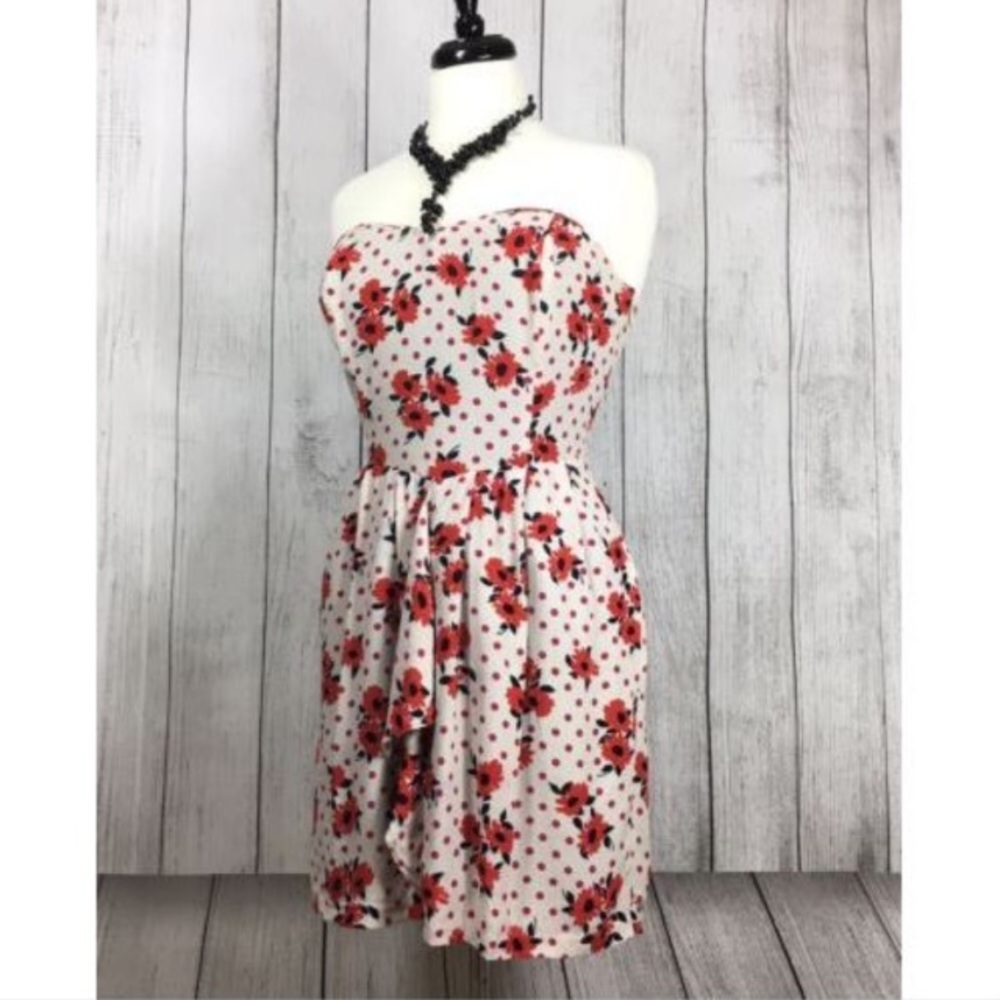 Urban Outfitters Graduate Sleeveless Dress